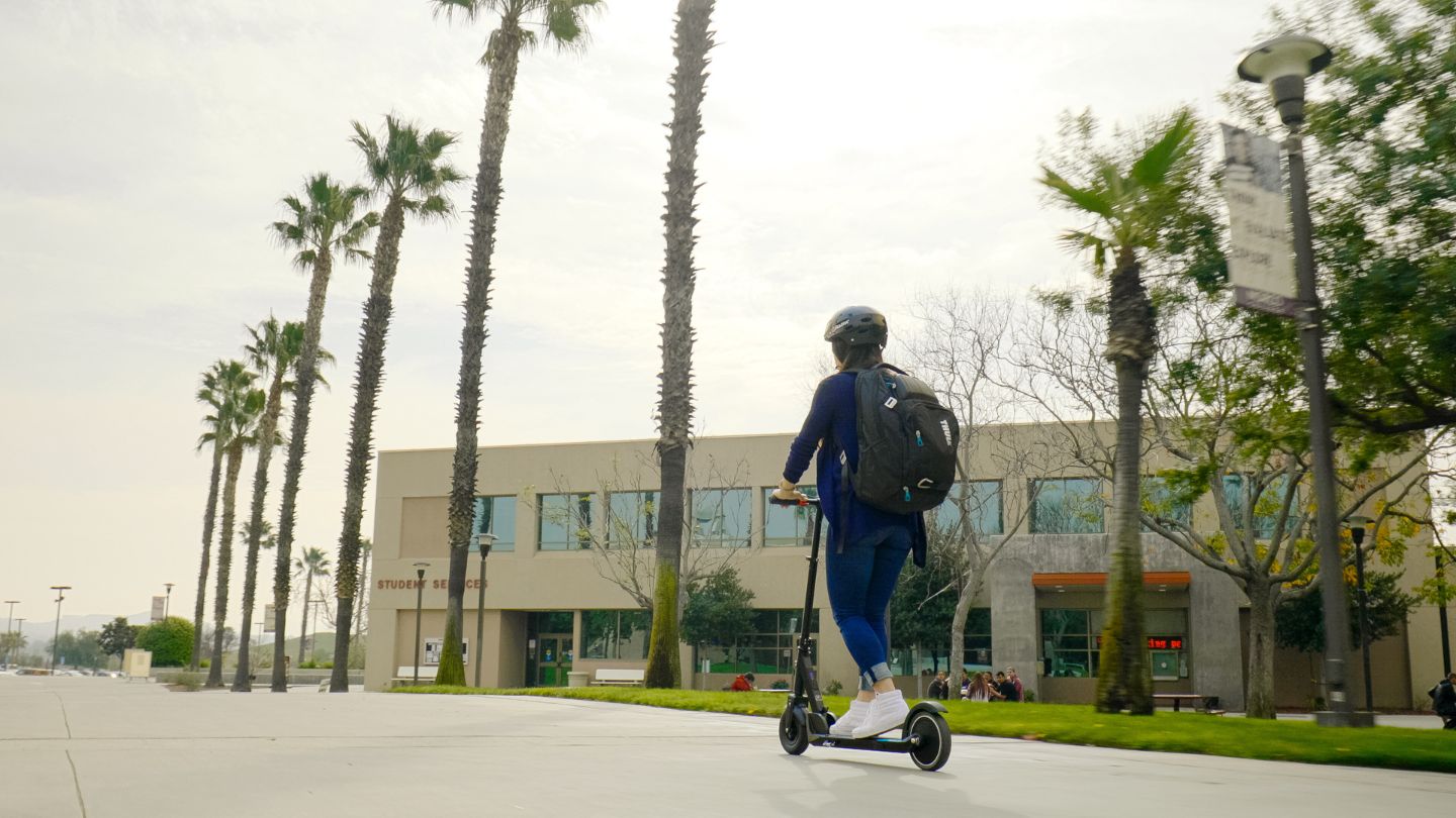 5 Reasons electric scooters have taken the world by storm