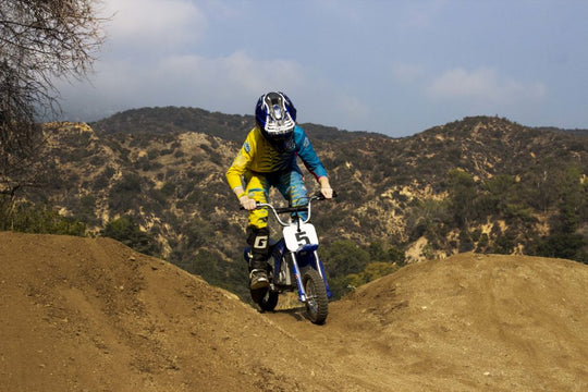 Razor 350 Races MX350 Razor Dirt Rocket Electric Ride-On – Razor Australia